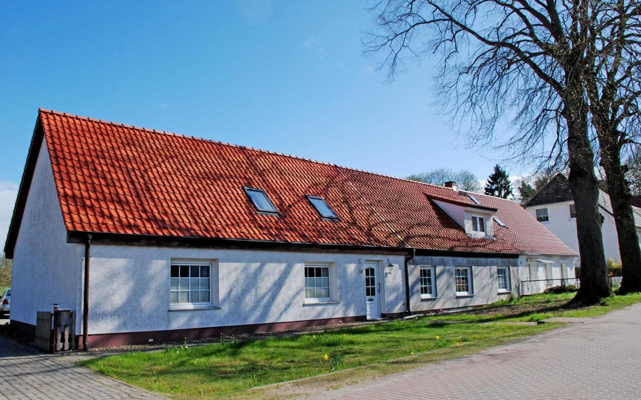 Ferienwohnungen Auf Dem Pommernhof Samtens Luaran gambar