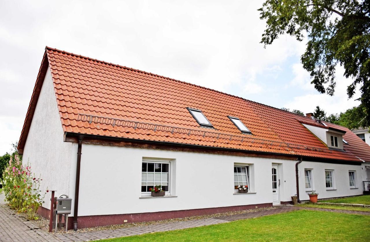 Ferienwohnungen Auf Dem Pommernhof Samtens Luaran gambar